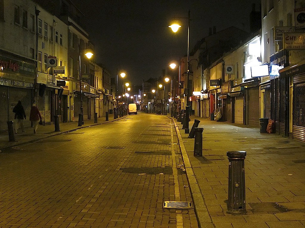 street_at_night.jpg